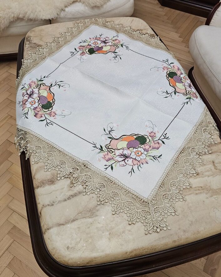 Пасхальна серветка 90х90см вишивка із кружевом - вид 3
