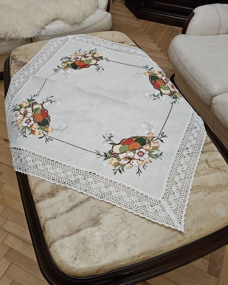 Пасхальна серветка 90х90см вишивка із кружевом - вид 4